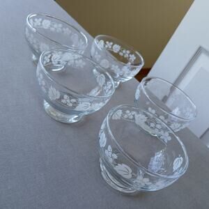 Set of 5 Small Clear Glass Dessert Cups 2.25"x3.5" white vine print Vintage 50s